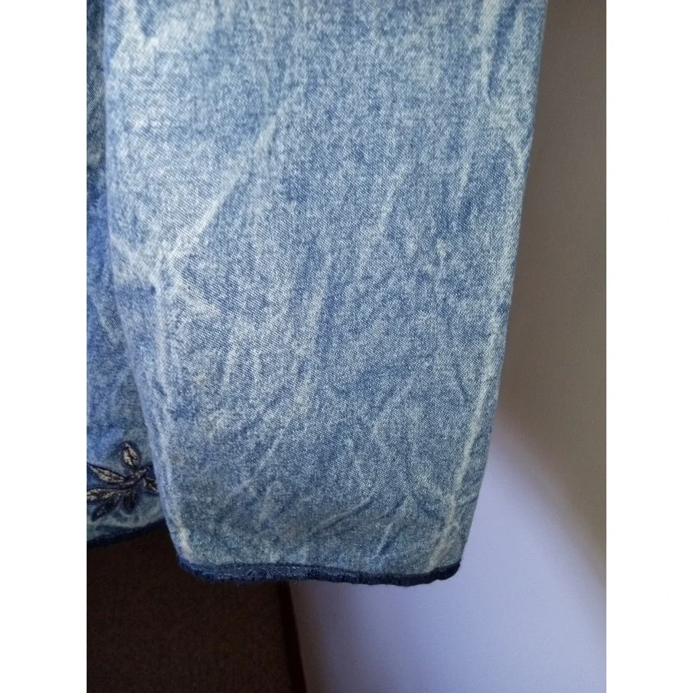 Vintage Acid Wash‎ Denim Floral Embroidered Button Front Jacket Light Blue Boho